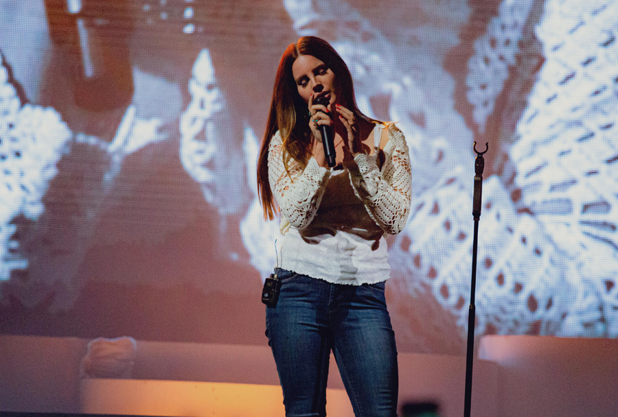 Lana Del Rey Live Debuts "The Greatest" in Portland See Setlist